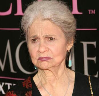 Stuttering_Mags's profile picture. My name is Mags and I make fish hooks out of everything...EVERYTHING! OH and @Johanna_Mas0n is my favourite being.