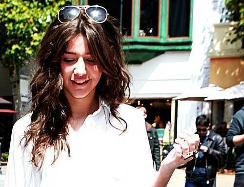 Hii guys!! I love Eleanors style lol!! This account is for the lovely Eleanor Jane Calder and only follow if you respect her!