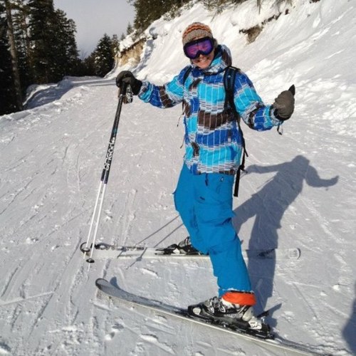 craigstewart91's profile picture. You cant climb the ladder of success with your hands in your pocket.