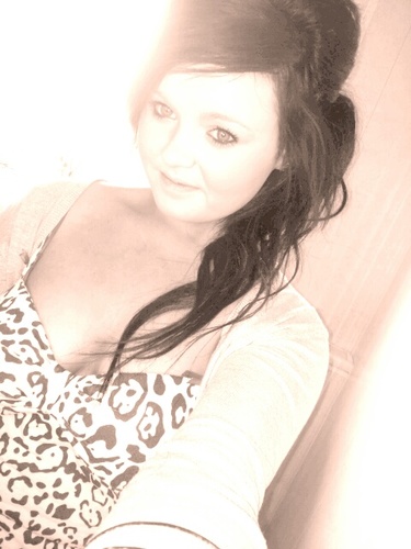 AmymcquaidMc's profile picture. my name is Amy so follow meee people