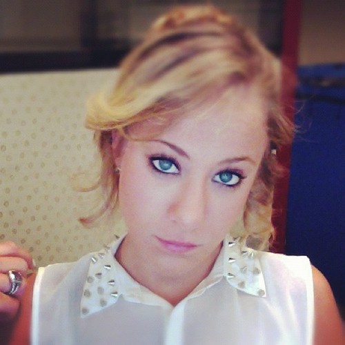 Blonde-haired, green-eyed, true-blue Virgo. I love my city. http://t.co/MXCFgw8AiG