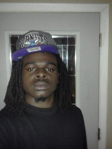 love havin fun love to joke don't like to be mad just like living life