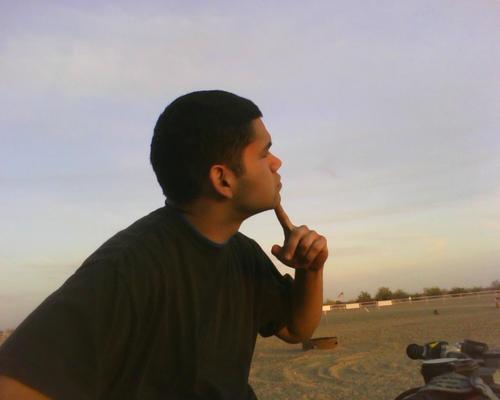 juss a young rapper trynna get big in the business puttin underground mixtapes out there