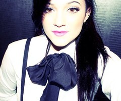 I've met Kylie Jenner 2 times, she follows me, and RT'd me 3 times. LOL. Just Kidding. I like food. ♡