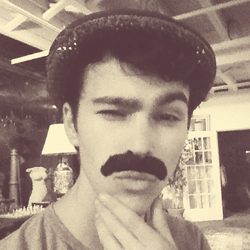 XavierJacobsLA's profile picture. Storyteller, professional singing monkey, coffee lover, all around happy guy.