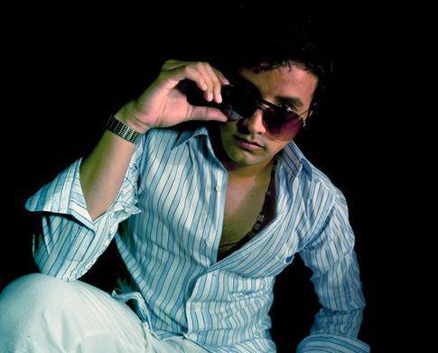 Club de Fans Oficial en Colombia! Apoyando este Artista Nuevo. MillerTRFcontac@hotmail.com