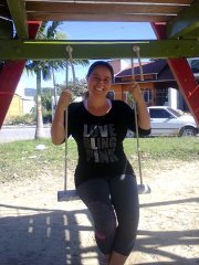 Sou Professora no Ministério infantil da Palavra Viva de Palhoça, Casada com o Eliseu, mãe de duas princesas, Júlia e Yasmim!!
 Adoradora de Cristo Jesus!!!