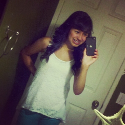 Follow me and i'll follow back(;