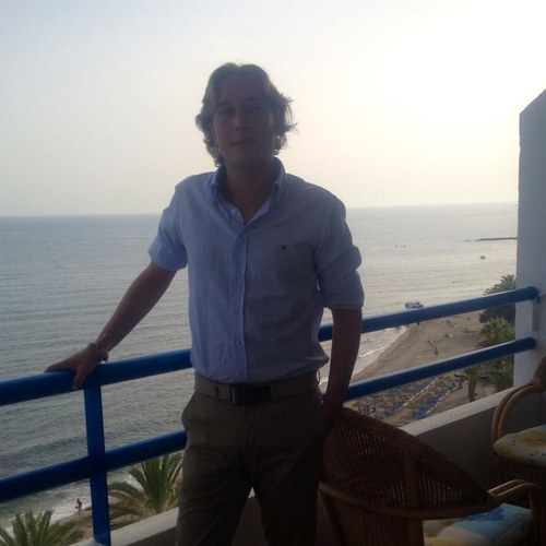 pychy2000's profile picture. 