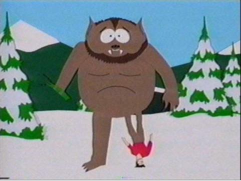 Créature effroyable qui vit dans la montagne, avec une branche de céleri à la place de sa main gauche et une jambe « en Patrick Duffy »