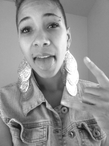 17 | Senior | Legacy | Short | Bi :* | Hml