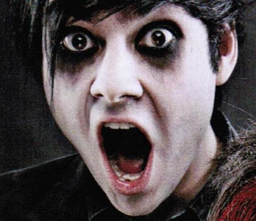 teamlaurence's profile picture. An account dedicated to the sheer awesomeness of the gorgeous @LaurenceFVK #teamfollowback ;;