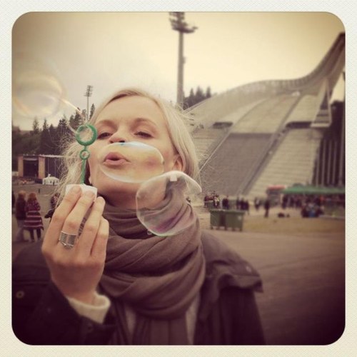 LeneHauge's profile picture. Jeg er interessert og nysgjerrig på det meste, og skriver om det som måtte oppta meg :)