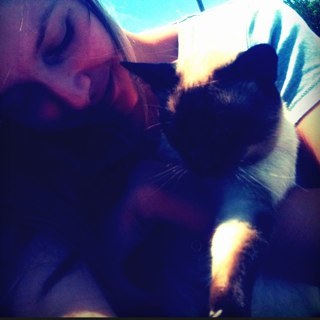 MinaFilippousi's profile picture. 