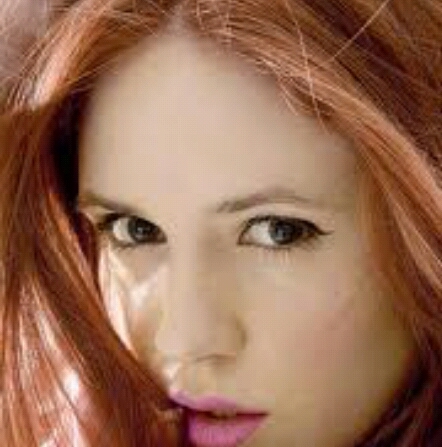 Captain Alice Crimson, Captain of the Crimson Carnage. I'm A flirt ;) //OC RP\\