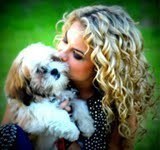 Amor de fã... Anonimato!Nada sabes do meu existir...Na muda tela cada escrito teu é fato!Como é fato o meu amor por ti!♥ Amor&Eterno&Amor @Lua_Blanco