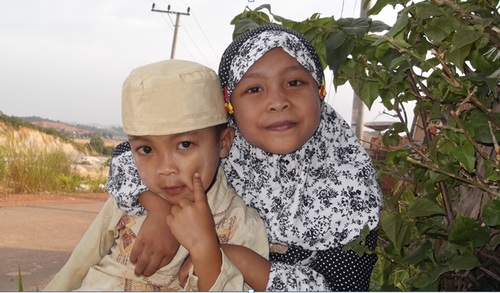 StockCinta's profile picture. Barang siapa yang mempermudah kesulitan orang lain, maka Allah akan mempermudah urusannya di dunia dan di akhirat.