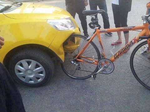 Laat uw autoschade berekenen op autoschadeberekenen.nl.