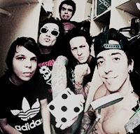 Fã Club dedicado a Banda Strike. Noticias, duvidas e informações. Criado:19/07/2012 Donas @andradenataliee & @_gabscarmona
