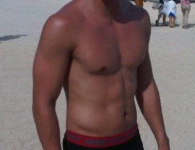 alexsas3's profile picture. simple, fuck me if you want!