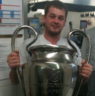 rglivesey's profile picture. 