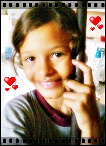 12 Anos! Uma menina Sonhadora, Apaixonada pela Familia e pelos amigos (as).