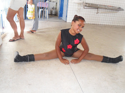 A Priiincesinha que não Nasceeu Para ficar preza no casteelo, Maaiss Sim para Enfrentar A realidade Com a Cabeça Eguiida ~ ♥