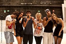 Ser Rebelde é ser você mesmo e não respeitar as regras só porque elas foram impostas !!
Ser Rebelde é fazer aquilo que acredita!!Since:18/04