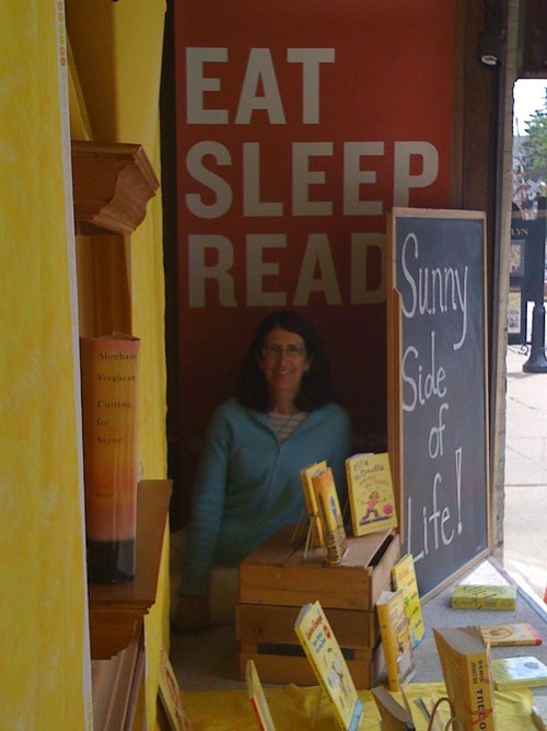 Bookseller at Indie Bookstore in Glen Ellyn, Illinois and avid reader, animal lover, runner and biker.