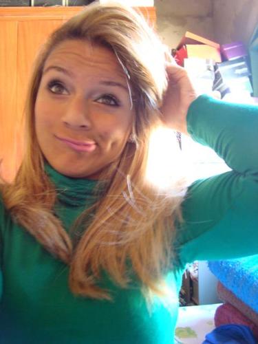 prazeer Thayna Andrade (;