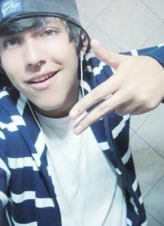 EitaRique Profile Picture