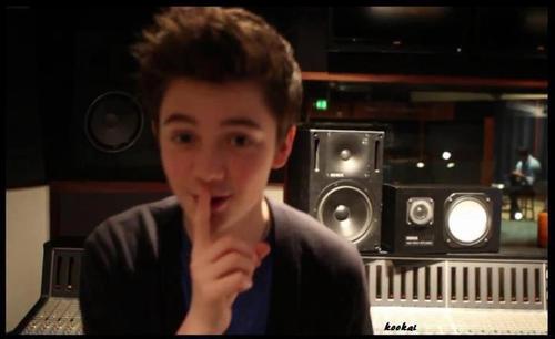 I'm not a pop star, I'm a musician @greysonchance