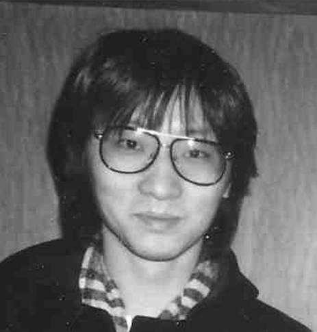 Psychologist, health & social scientist. Past IT instructor. Great (?) musician. Connoisseur. Formerly ambitious amateur athlete. Dreamer. Low-volume tweeter.
