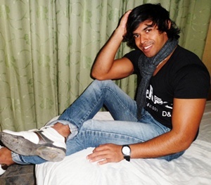 diafer_diaz's profile picture. Sou sortudo por um dia ter te abraçado, olhado nos teus olhos e trocado palavras com você. Estaremos aqui, nunca deixaremos você cair