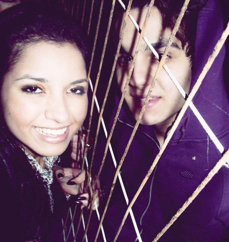 A esperança existe em quem acredita na beleza de seus sonhos! Desde 25/03/10 até quando eu não mais respirar! Meu Blu' seguiu dia 30/05/11 *-*  Pres.: @IzaaPaim
