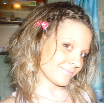 Filha mimada e amiga divertida ;-)