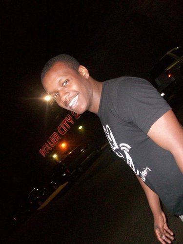 Black nerd, bi guy, work in tech as a project manager. Passionate about politics, intersectionality, Magic the Gathering, DC Comics, Black culture and more.