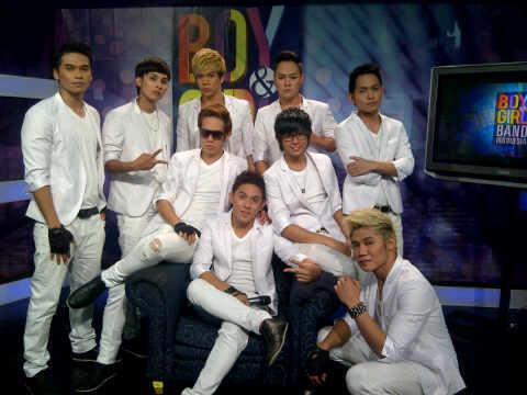 We are XOwners who will always support @XO_IX and we are proud of them. Follow @XO_IX and @XOWNERS too. :)