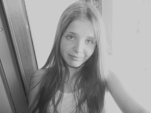 Hi, I'm a girl from Italy. Follow me and U follow you back. I really like sport, my favorite is swimming, I love Ryan Lochte and team USA❤