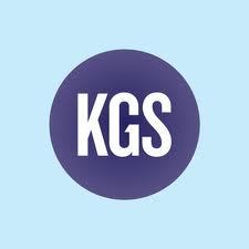 I play anything from Runescape, Mincraft, WoW, COD, Gamebattles, Skyrim, and tons more.  Subscribe to me on youtube!  #TeamFollowBack