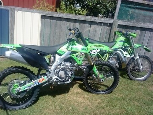 Love dirtbikes. MX, SX and FMX, my wife and kids,my dogs, Sprintcar racing and Carlton Football Club..