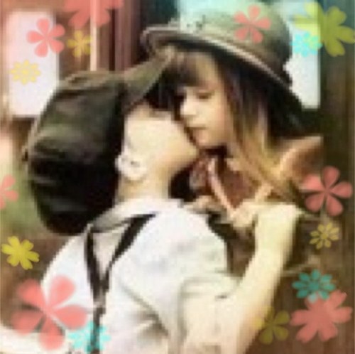 s_xxx_2's profile picture. 出会いはネット。 ネットから始まったから最初から遠距離恋愛。 でもなかなかみんなには打ち明けられない... そんな人と気持ちを共有したい、という思いから作ったぼっとです。 ほぼ自動ですがリプくださればお返事します´ω`*  ＊遠距離さんだな、と思ったらフォローすることがあります
