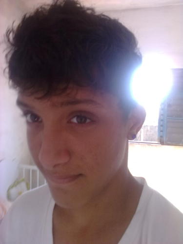 #Esse karinha ali do laduu (66)O Prazer eh todo nosso (y.
　　› Apenas um carinha kerendo conhecer uma linda MENINAA! keke
　　　　　　Posso ser diferente