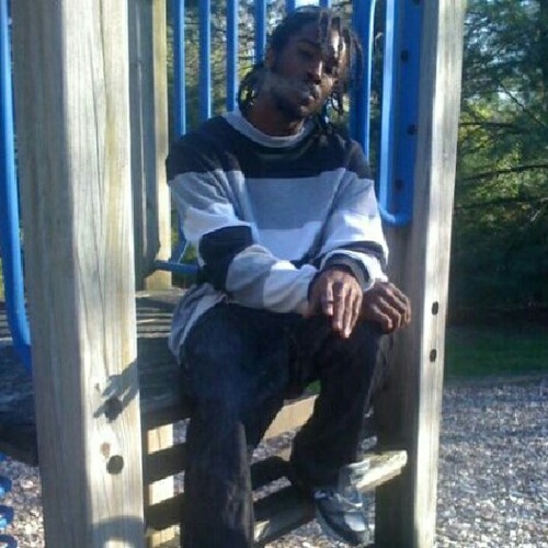 I jus be coolin n shyt catch me somewhere sparkin dat shyt to the sky.lls but naw really ima fun person to be around come n find out for yourself