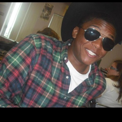 reginald36's profile picture. #LivinLoud