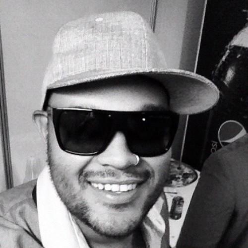 Twitter fã criado para unir os amigos e admiradores do músico Jaguar Andrade, Banda do Bem. Criado por (@sigahenrique_)