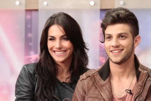 AMO VOCEIS D+
MINHAS  VIDAS ♥
CHAMEL NUNCA SAIRA DO MEU CORAÇÃO♥
SOU DONA DO FC @SOMIC_MY_LOVE ♥