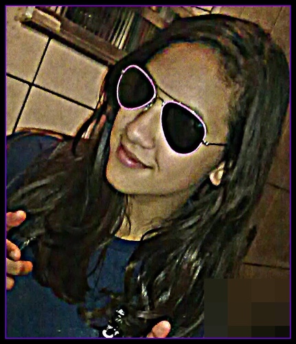 ~ Aquariana & 12 anos . Vicio Pc ♥ , Chocolate ♥ .         Apaaixonada , Inteeligeente , Fiel :3
