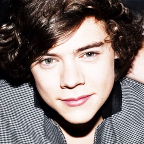 delphina_styles's profile picture. Follow me ill follow u