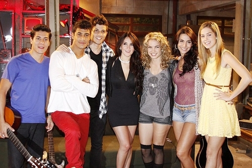 So vai saber se me seguir =D I love you @Lua_Blanco @Aguiarthur @Chayleao